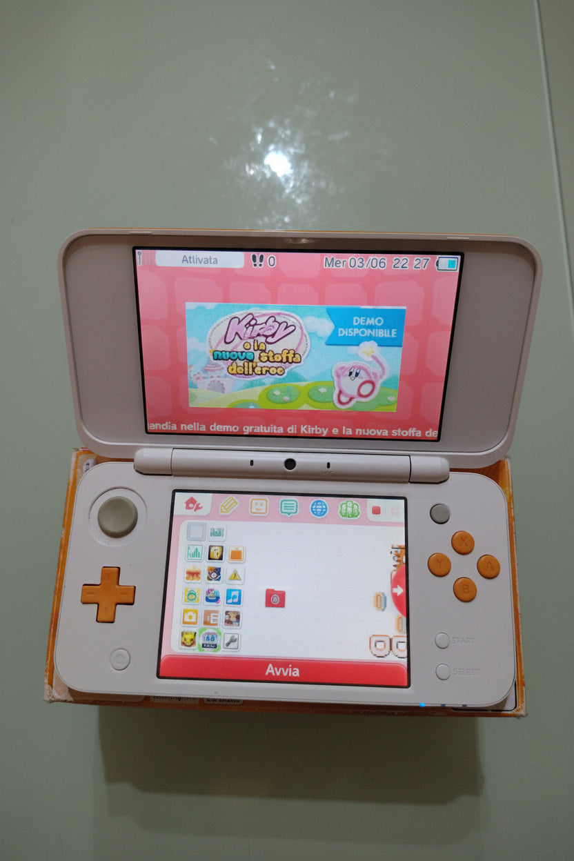 NINTENDO NEW 2DS XL BIANCO/ARANCIONE ( leggi)