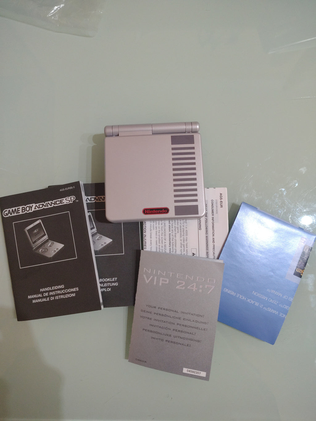 Game Boy Advance SP Nes Limited Edition