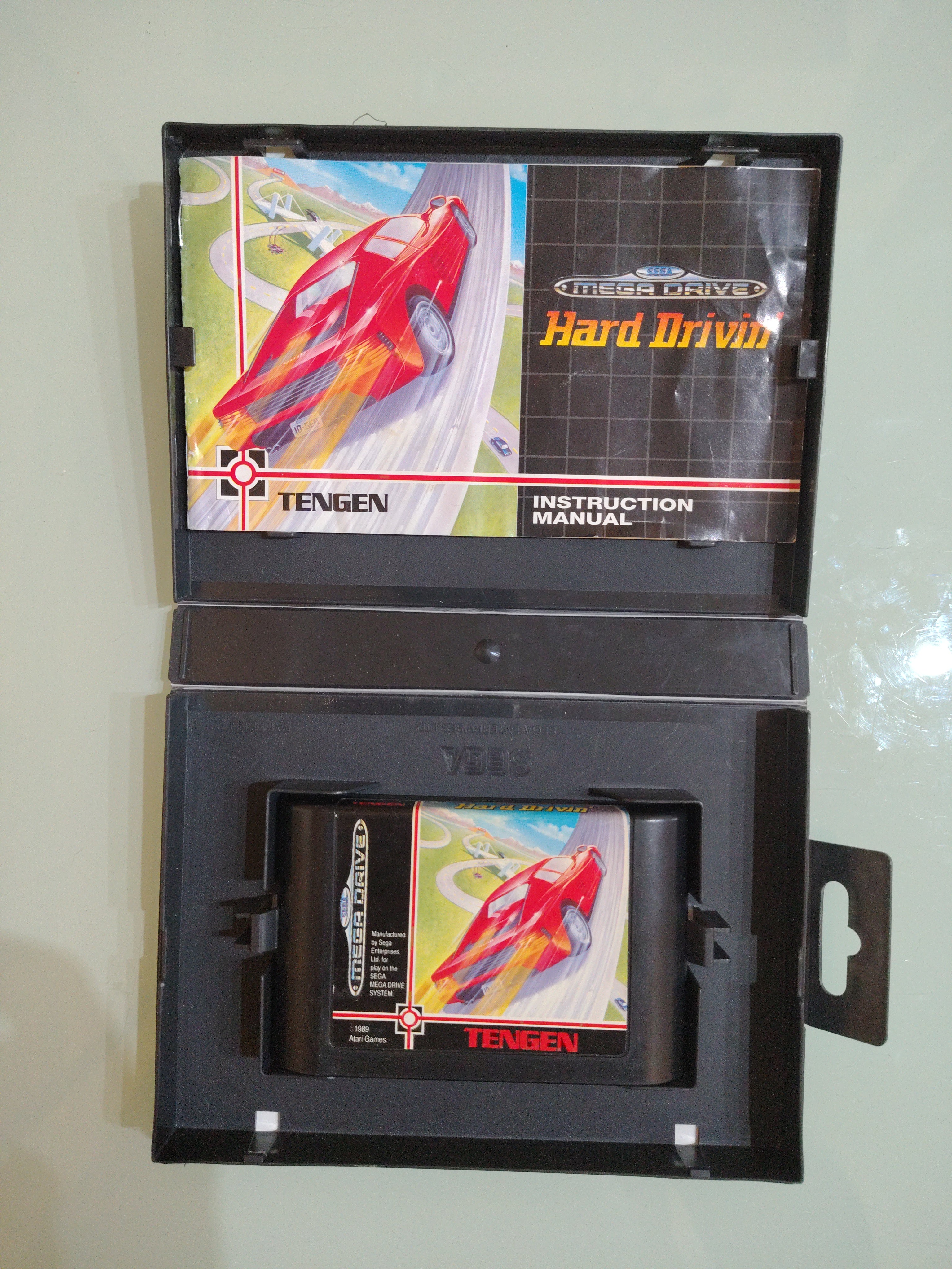 Hard Drivin' • SEGA Mega Drive Game  Manuale (1991)