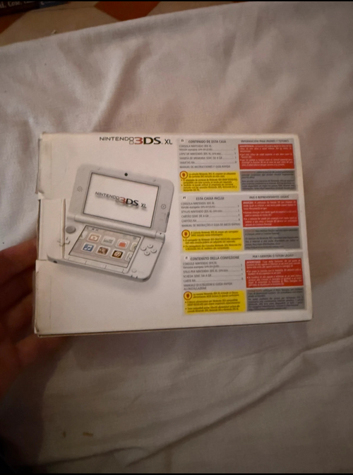 # NINTENDO 3DS XL BIANCO BOXATO