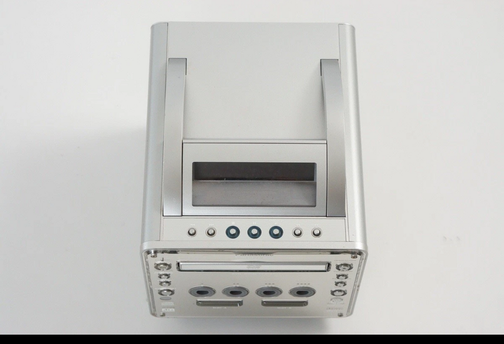 Console GAMECUBE Q in scatola Panasonic ( leggere)