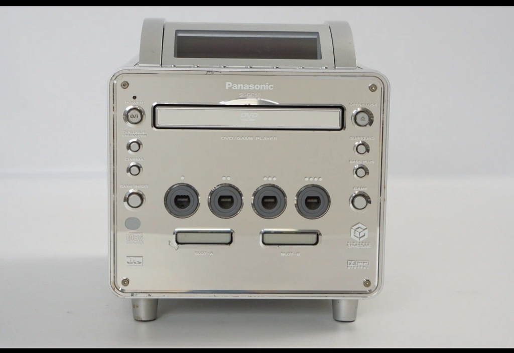 Console GAMECUBE Q in scatola Panasonic ( leggere)