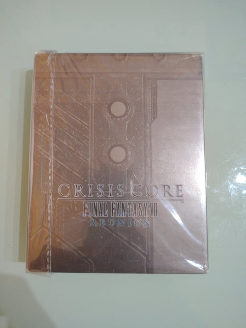 Crisis Core - Final Fantasy VII - Reunion (Sony PlayStation 4, 2022) con steelbox