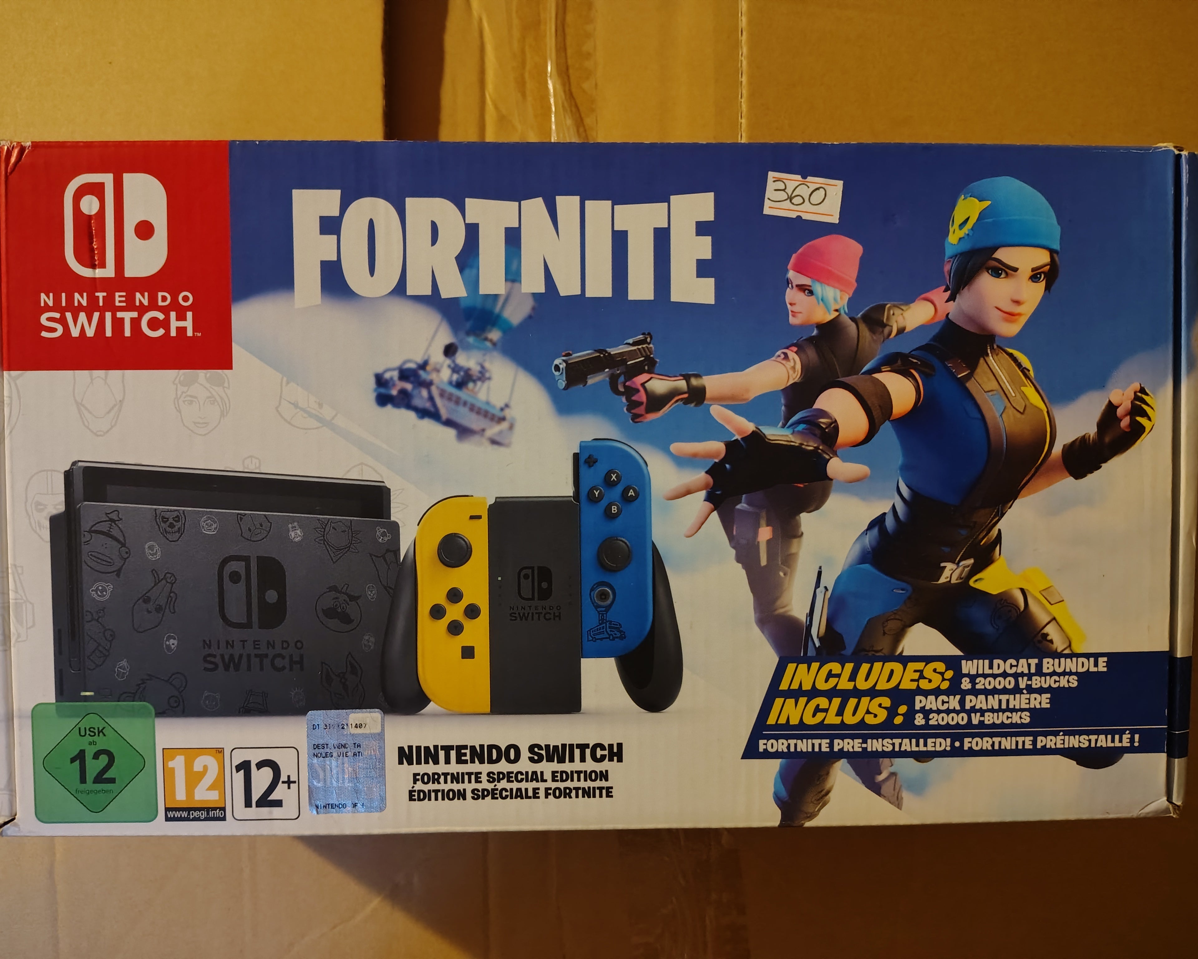 Nintendo switch special edition fortnite..