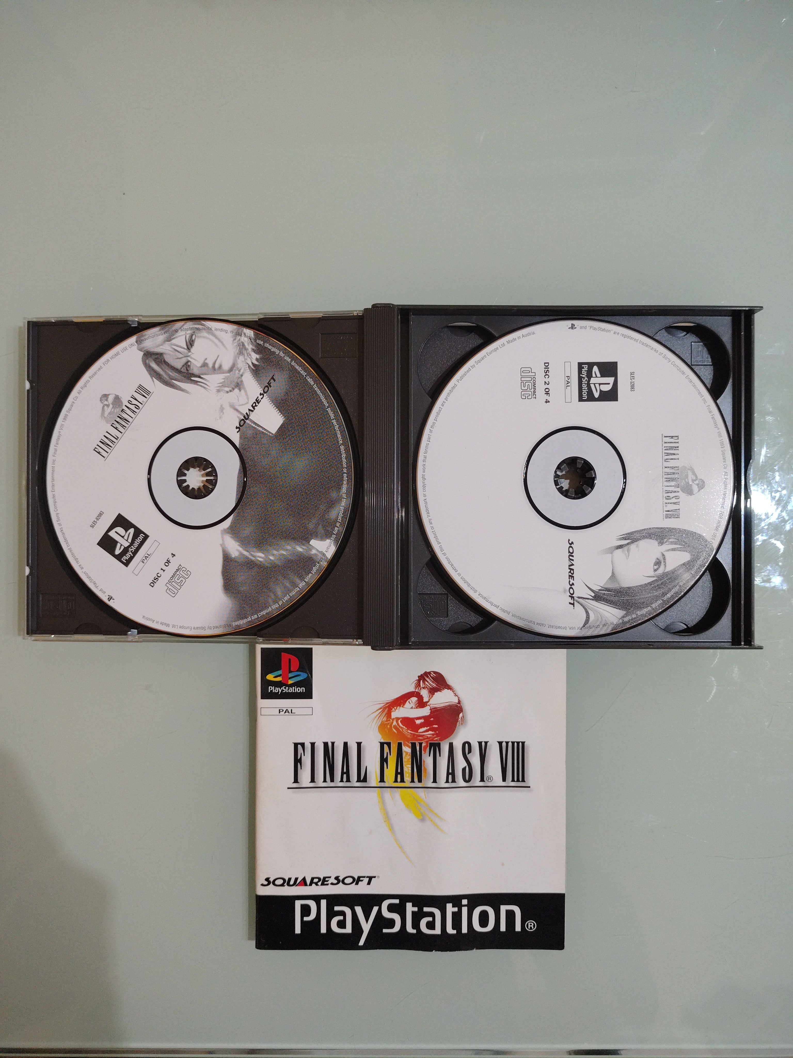 SONY PLAYSTATION 1  FINAL FANTASY VIII  PAL COMPLETO VERSIONE ITALIANA