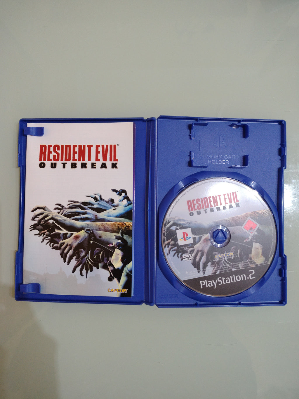 RESIDENT EVIL OUTBREAK - SONY PS2 - USATO PERFETTAMENTE FUNZIONANTE PAL VERSION