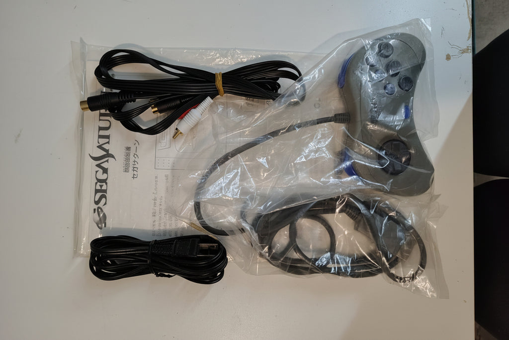 Console Sega Saturn grigia in scatola HST-0004 Japan