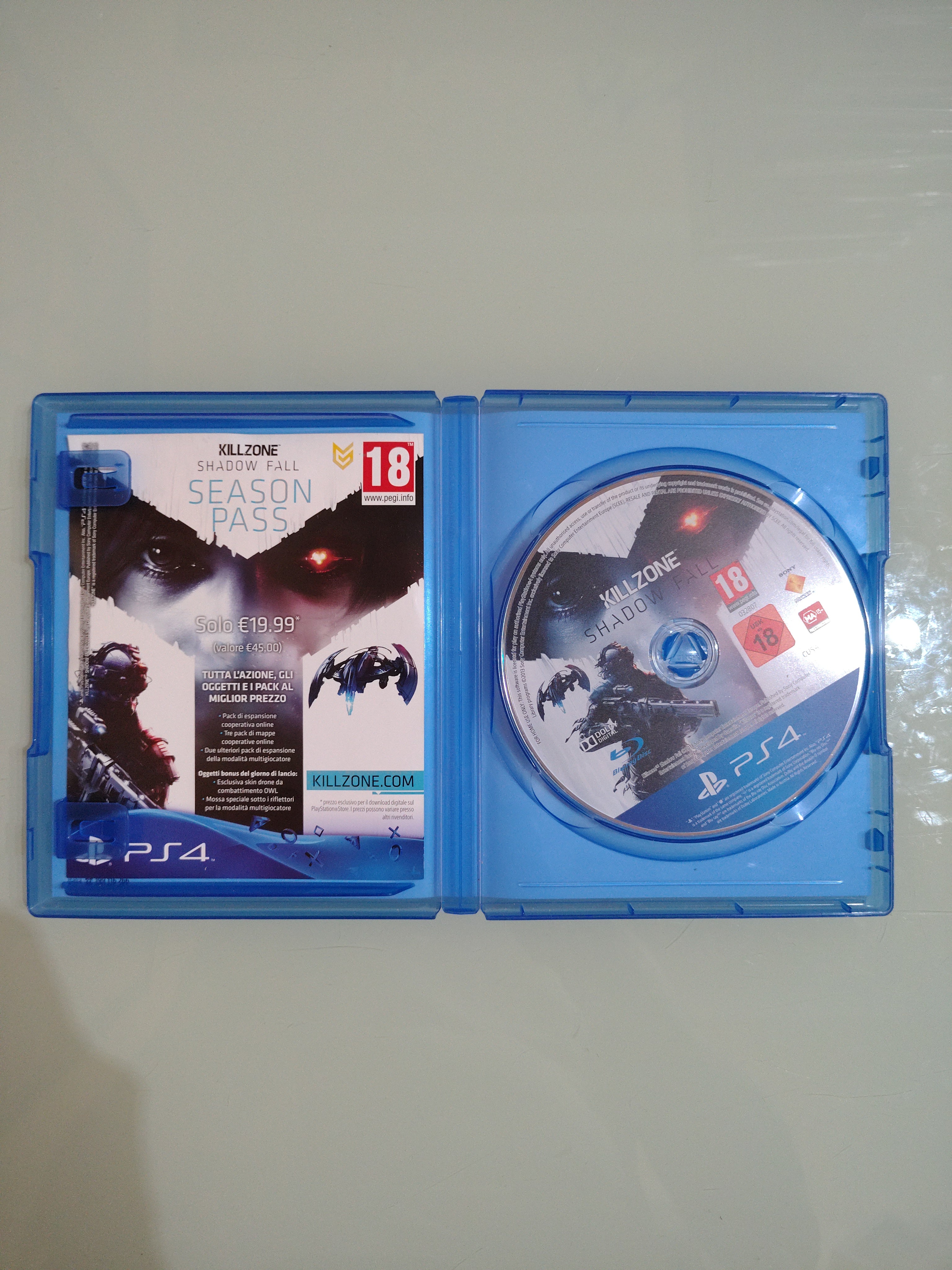 Gioco PS4 'KILLZONE SHADOW FALL'  Pegi 18  disco come nuovo nessun segno