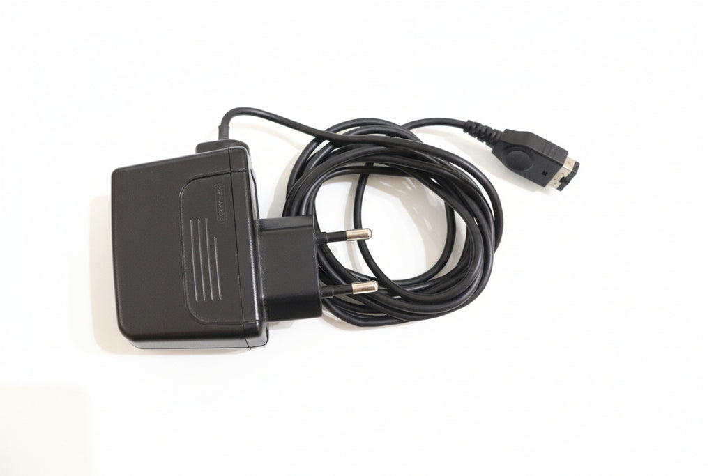 ALIMENTATORE ORIGINALE GAME BOY SP/NDS
