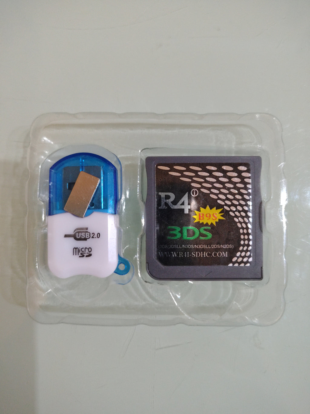 R4 3DS B9S ( LEGGERE)