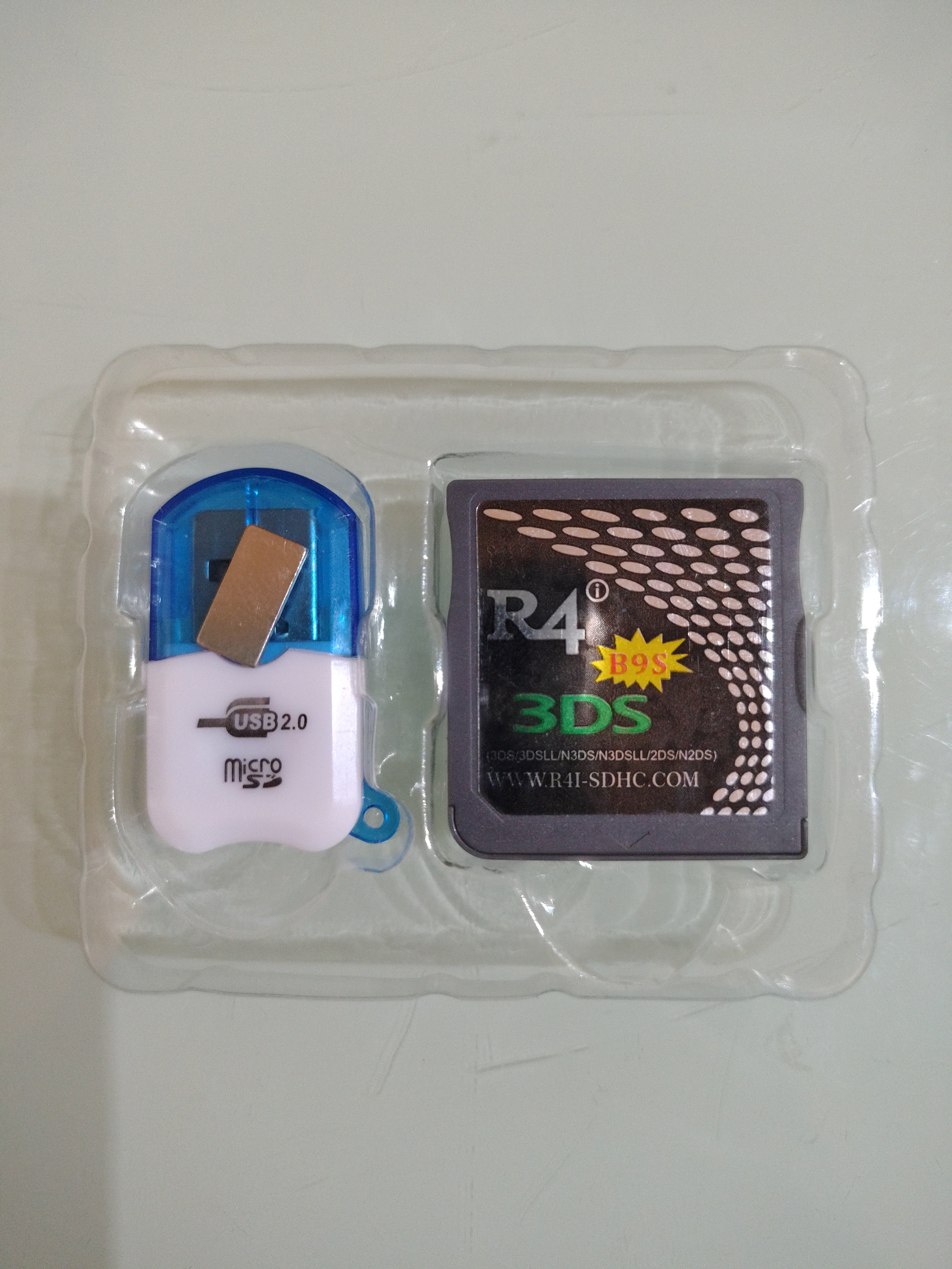 R4 3DS B9S ( LEGGERE)