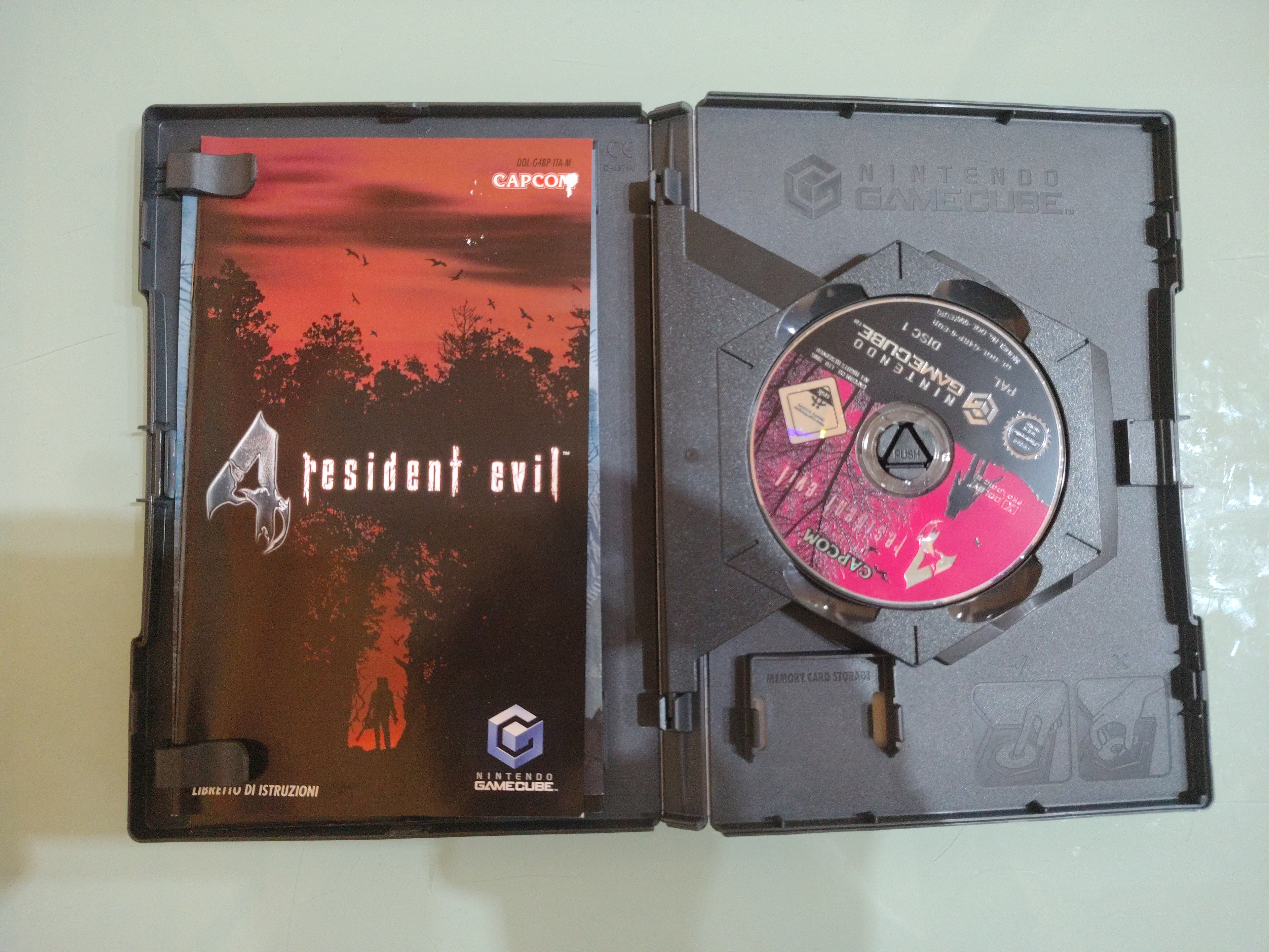 RESIDENT EVIL 4 - NINTENDO GAMECUBE PAL ita