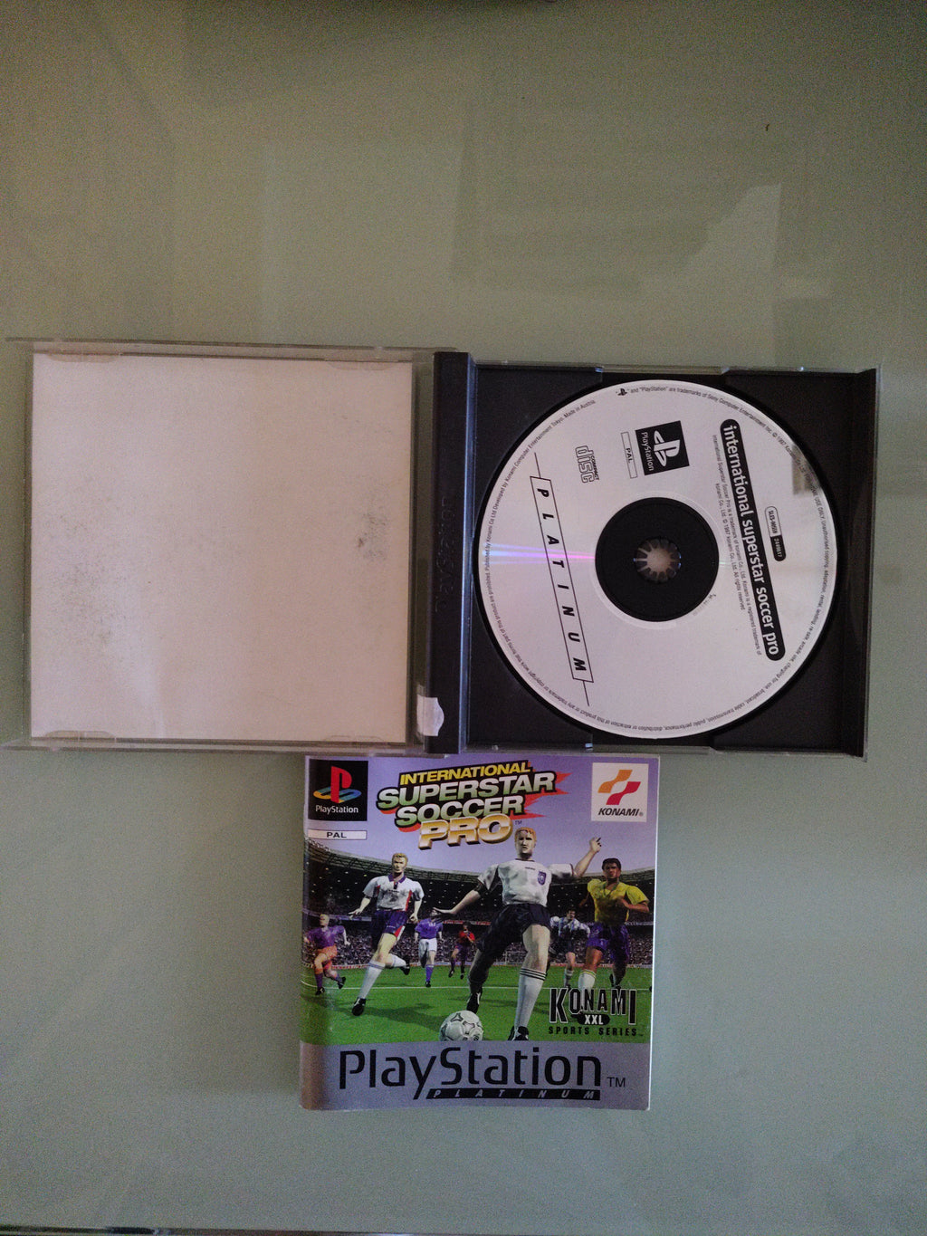 PS1 ISS INTERNATIONAL SUPERSTAR SOCCER PRO PLAYSTATION 1 ITALIANO COME NUOVO PLATINUM