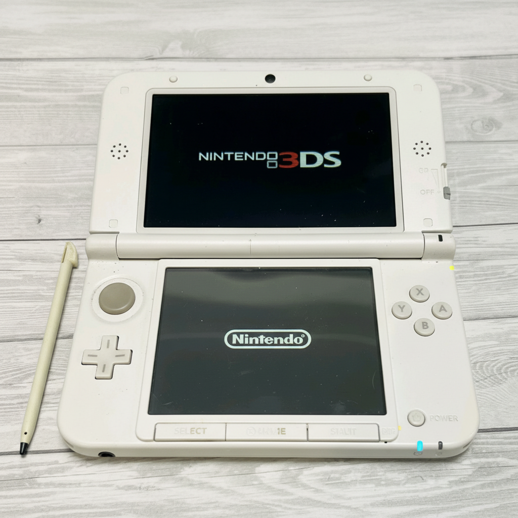 # Nintendo 3DS  LL Shin Megami Tensei IV Limited Edition..multilingue ( leggere)