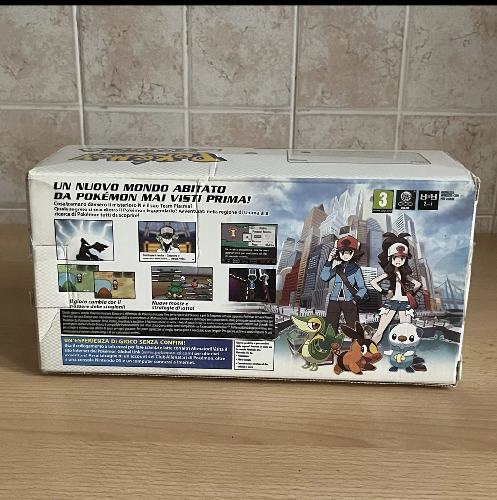 Nintendo DSi Pokemon bianca edizione speciale Zekrom e Reshiram BOXATA ITA