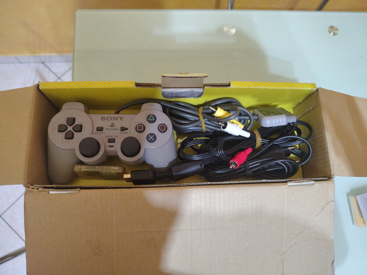 CONSOLE SONY PLAYSTATION 1 PS1 SCPH-5502 c