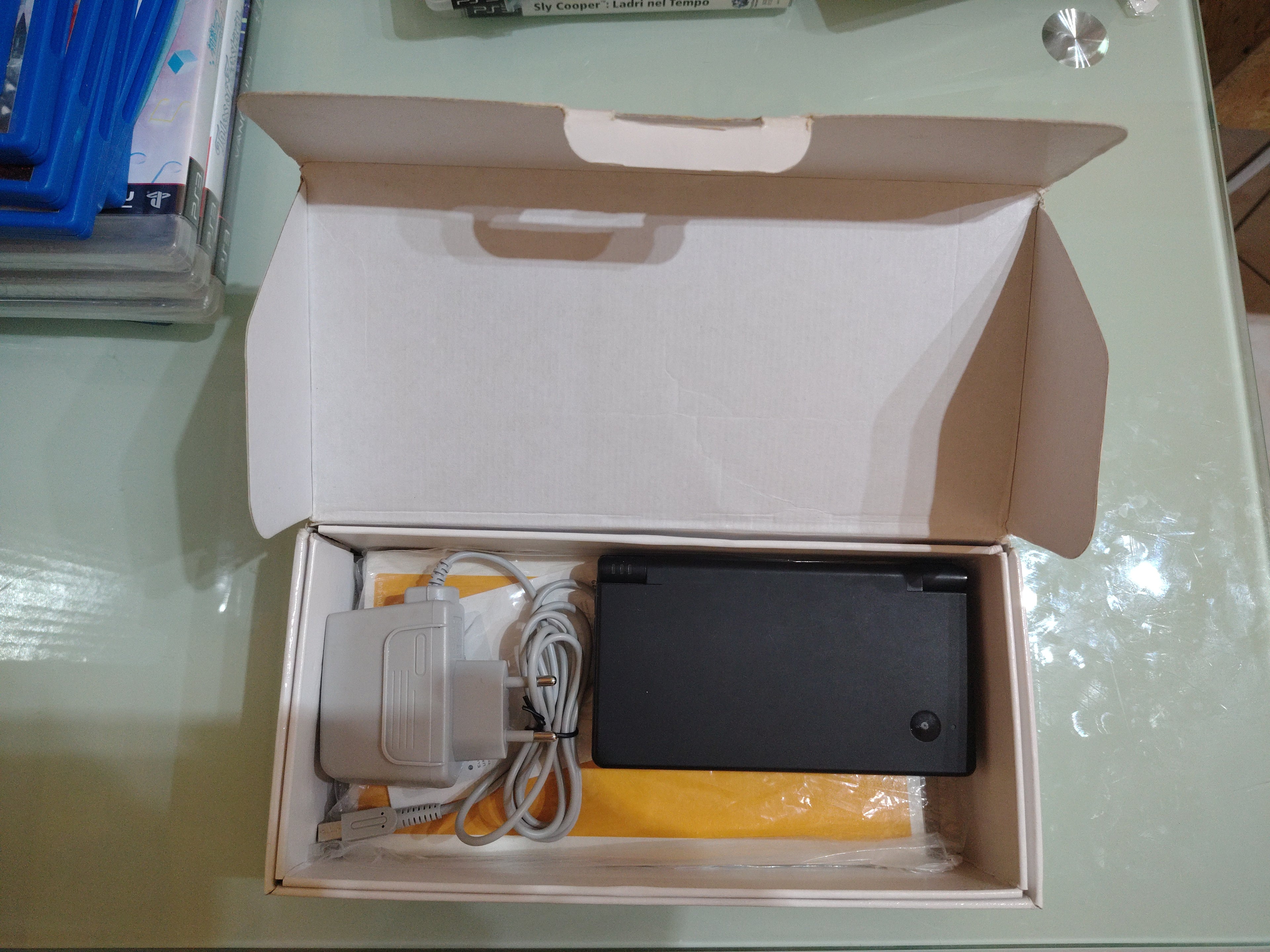 Nintendo dsi nero con box