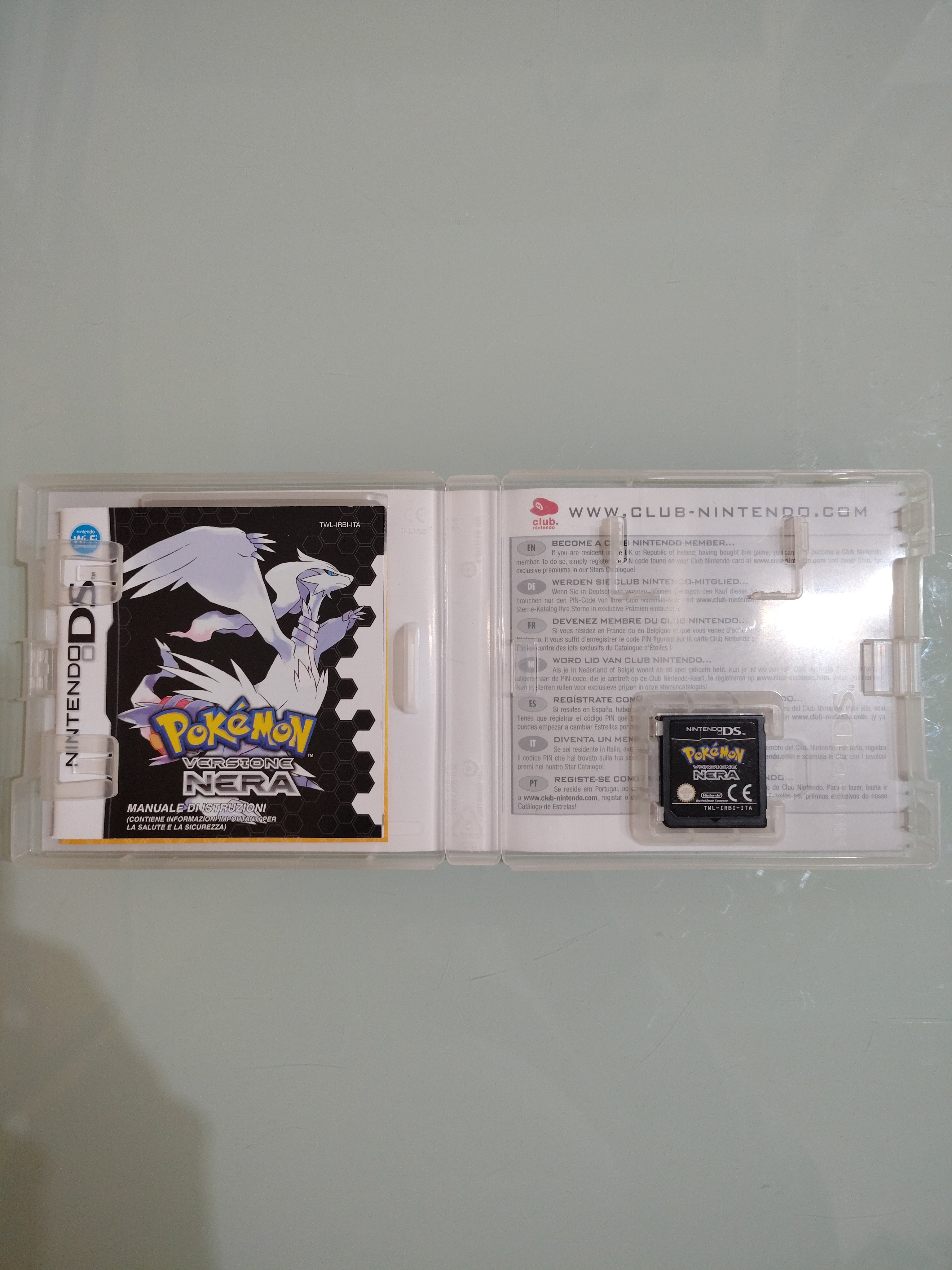 POKEMON NERO