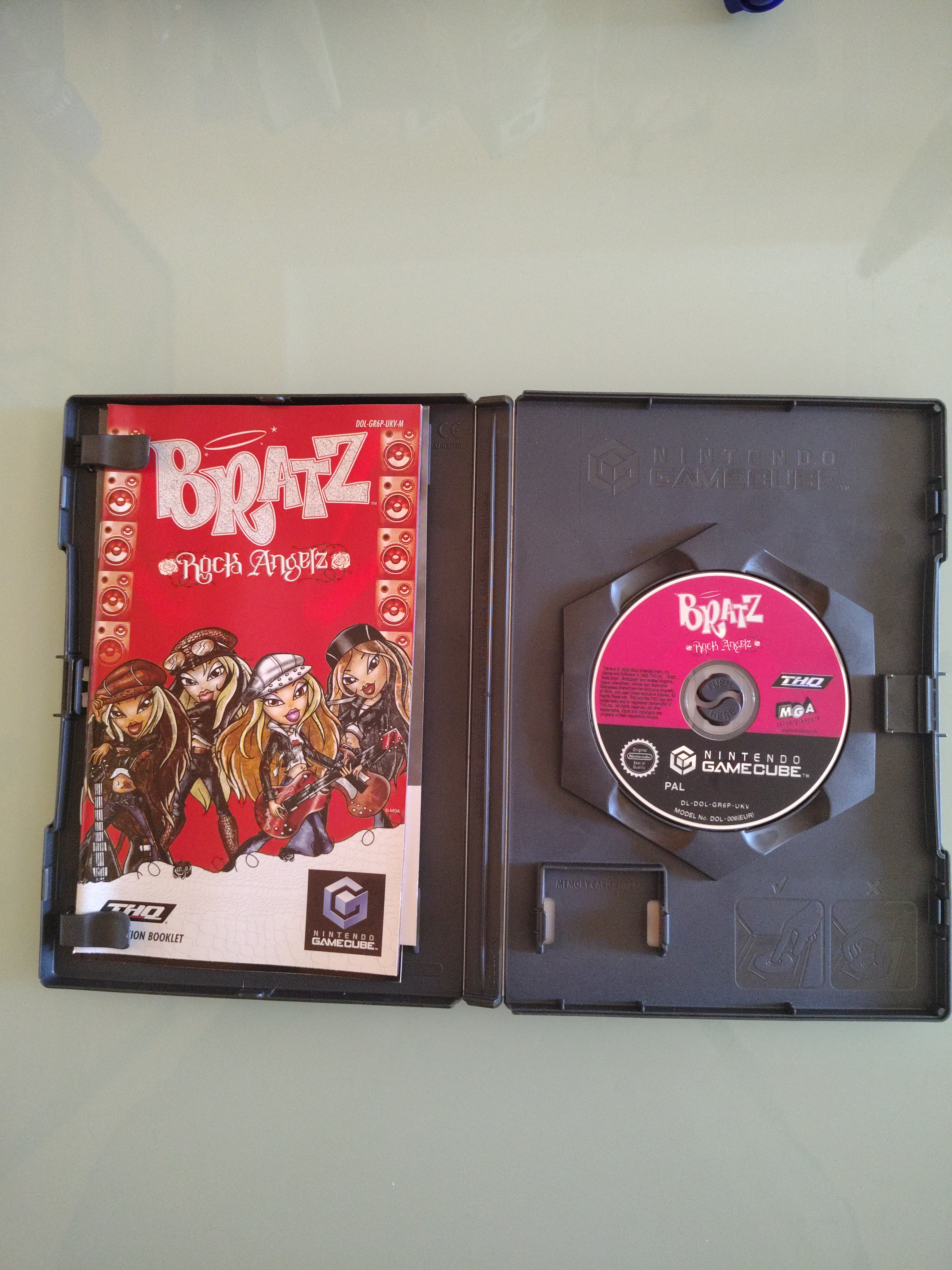 BRATZ PAL multilingue