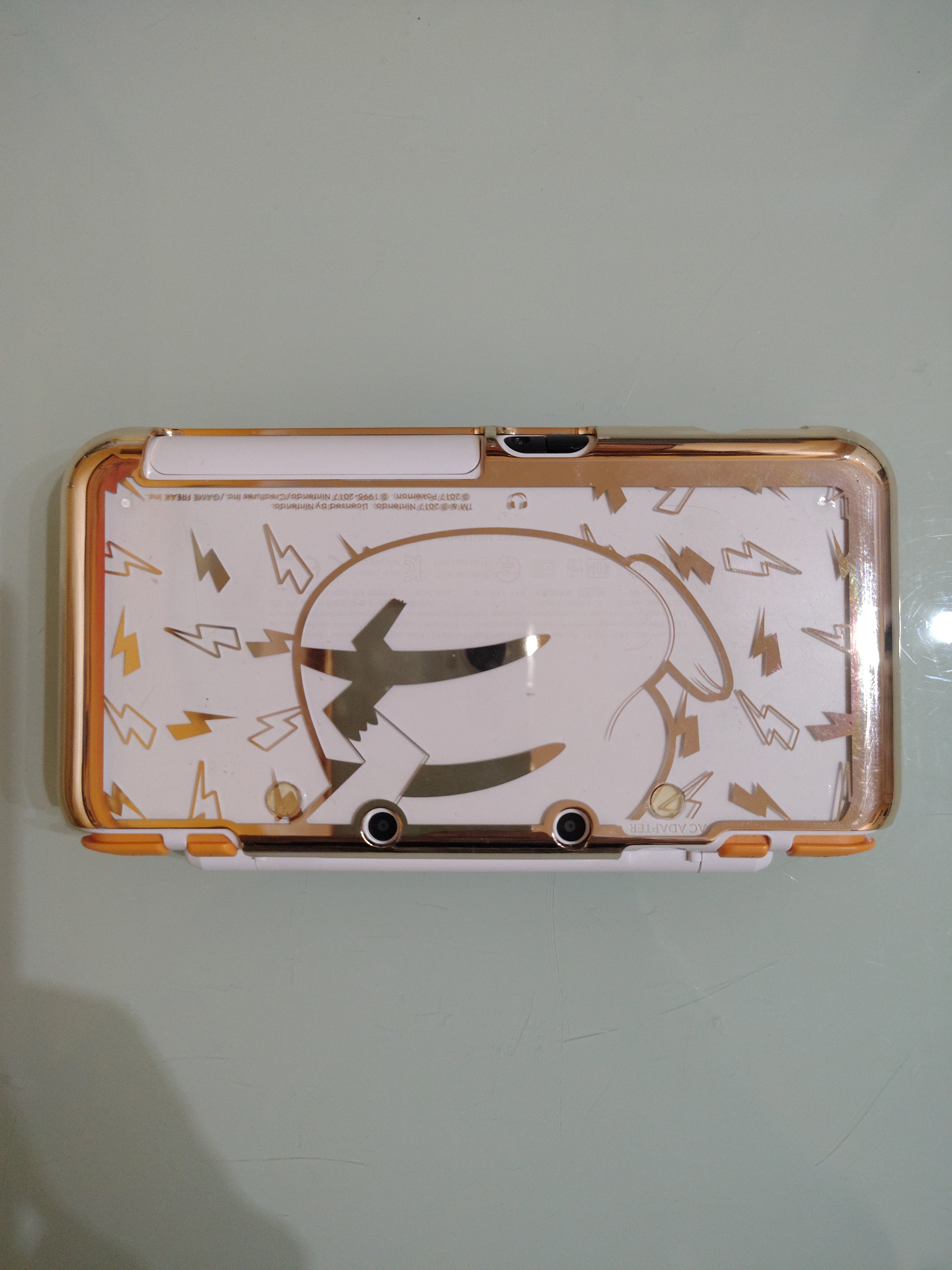 NINTENDO  NEW 2DS XL (LEGGERE)
