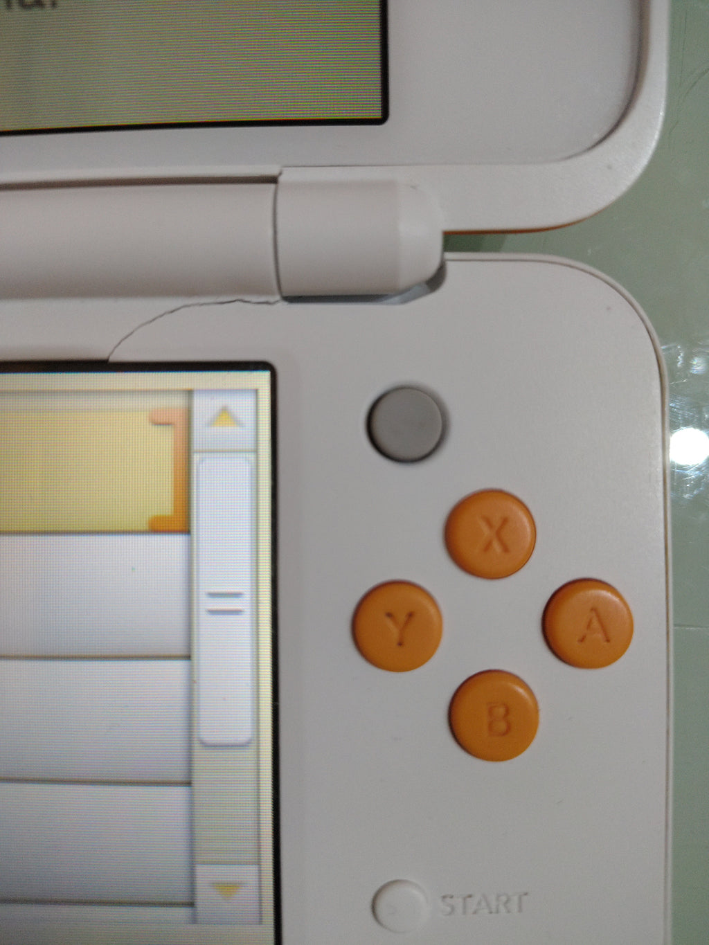 NINTENDO  NEW 2DS XL (LEGGERE)