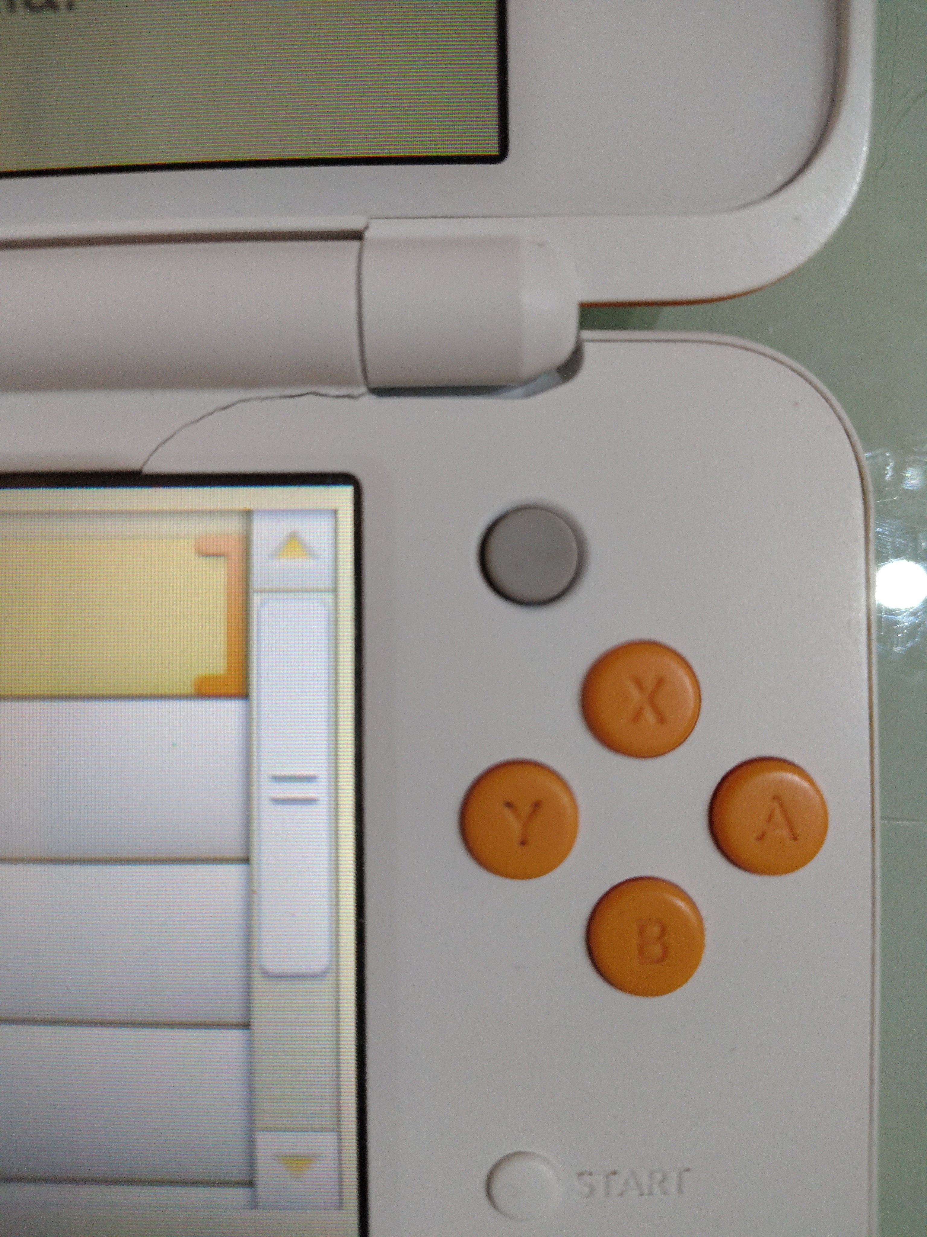 NINTENDO  NEW 2DS XL (LEGGERE)