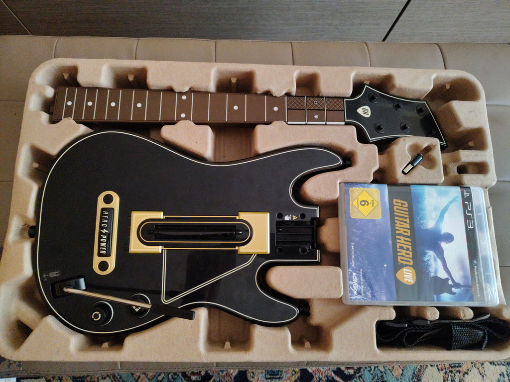 GUITAR HERO LIVE