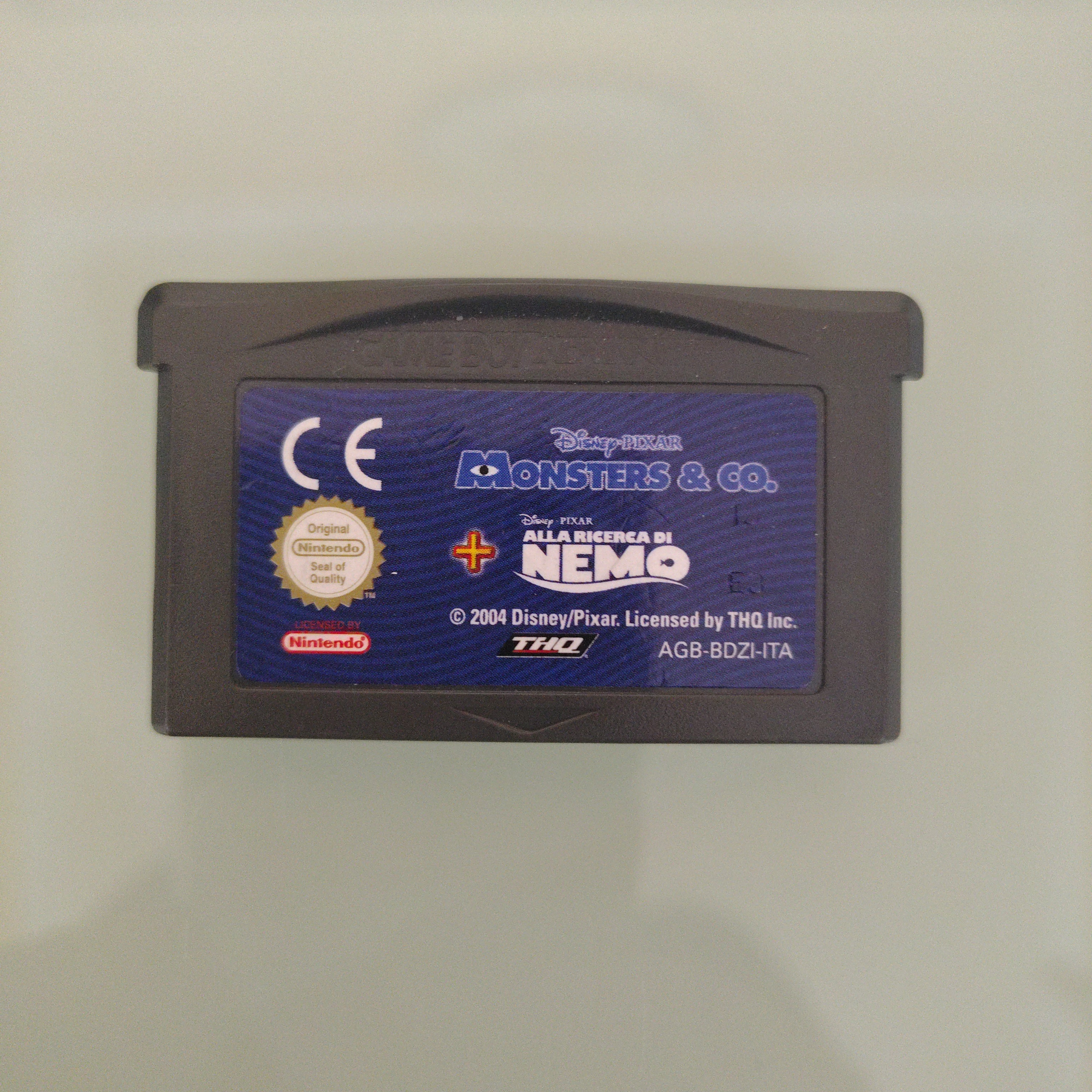 2 giochi in 1 alla ricerca di Nemo/Monsters, Inc. Nintendo GameBoy Advance gioco