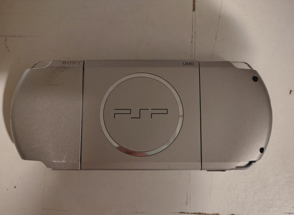 PSP 3000 silver