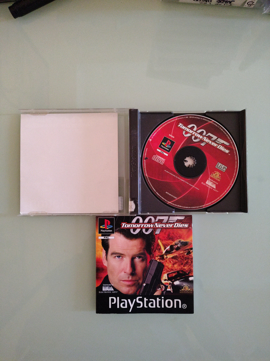 007 TOMORROW NEVER DIES Ps1 Versione Europea 1ª Edizione COMPLETO
