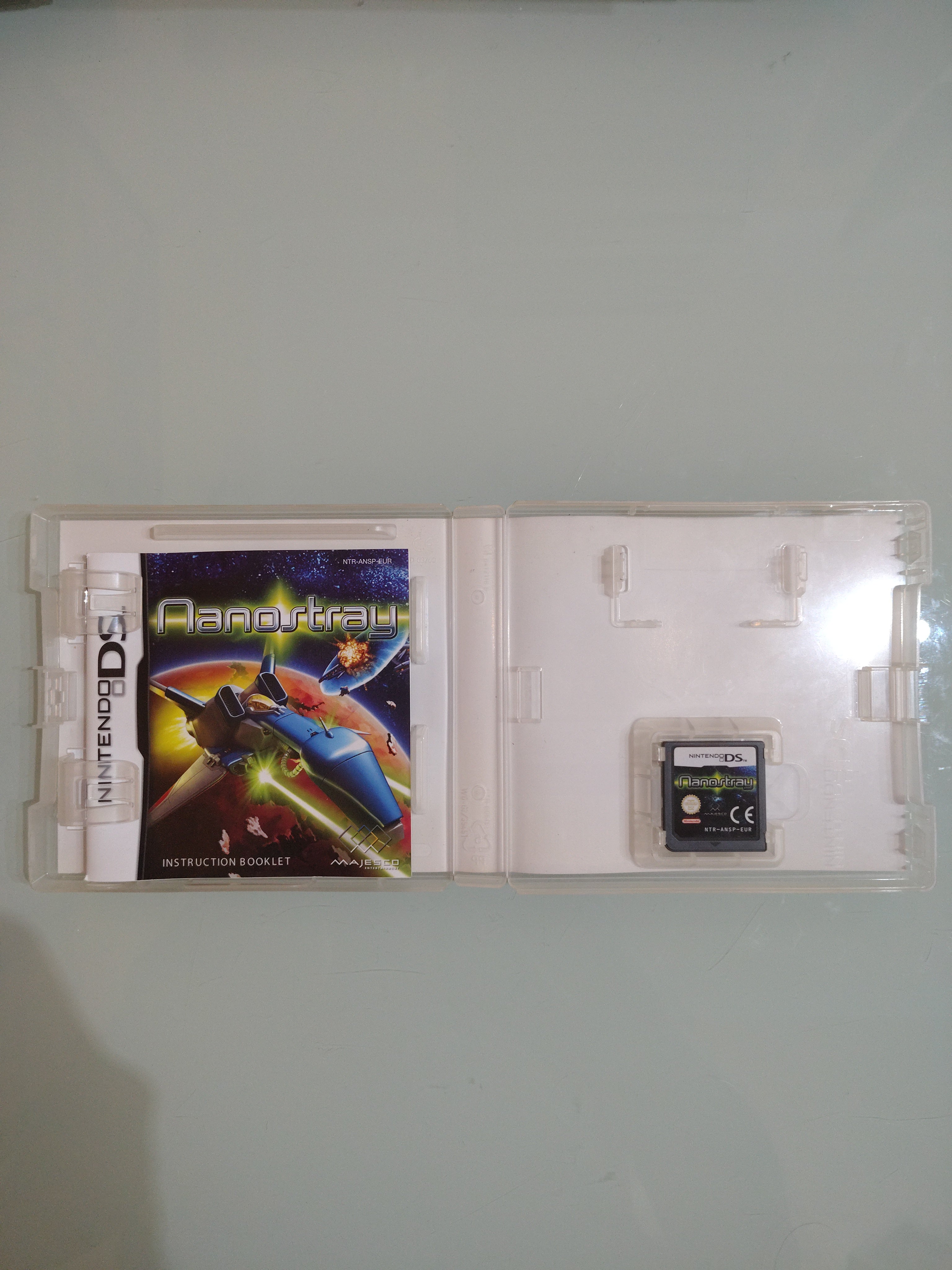 NANOSTRAY  NINTENDO DS EDIZIONE ITALIANA TRIANGOLO ROSA 80188