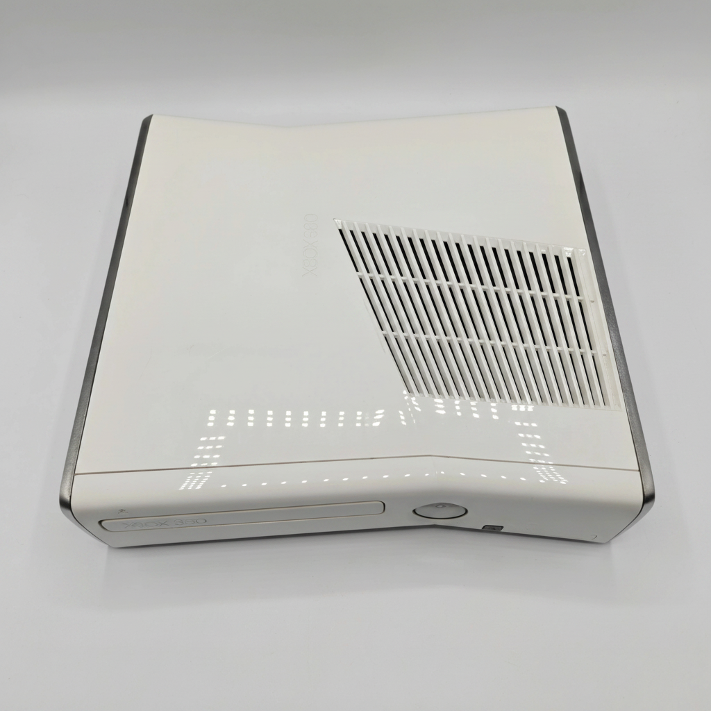 Console Xbox 360 slim bianca hard disk 250 GB..